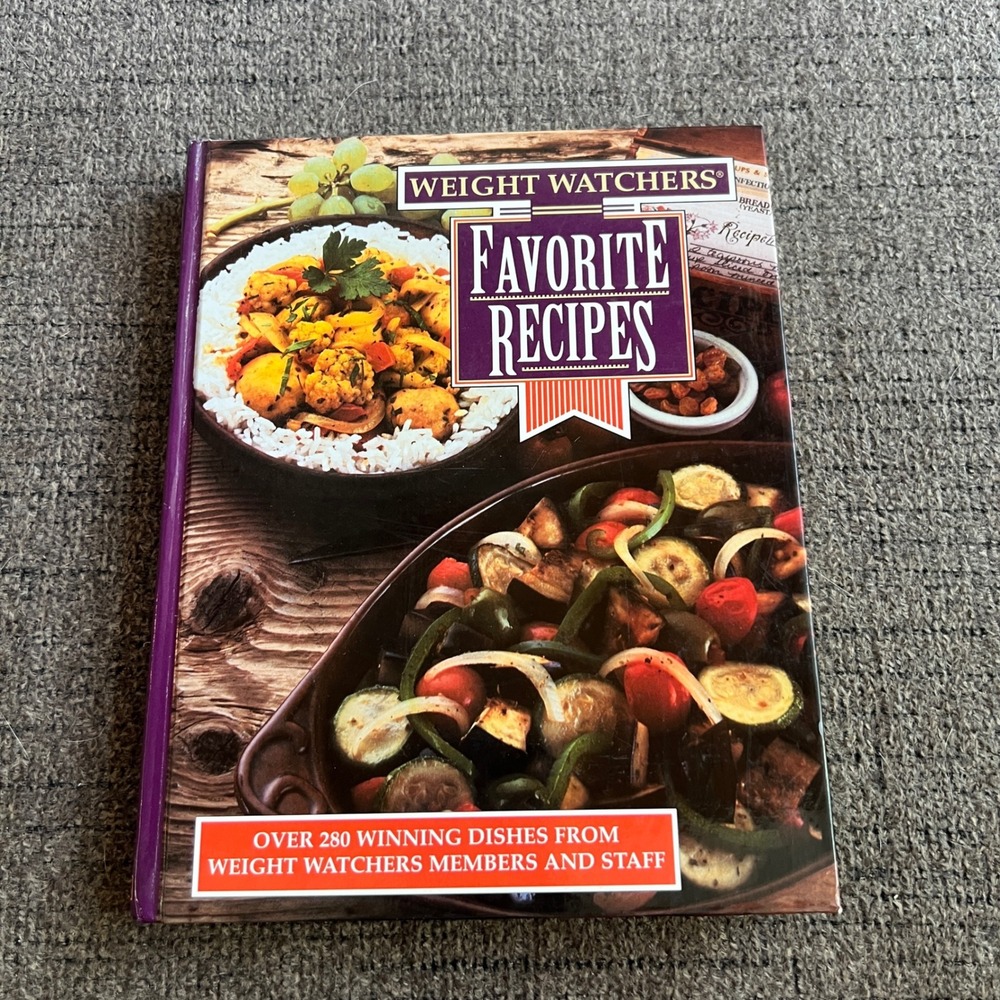 Weight Watchers Favorite Recipes Hardcover Cookbook 1986 Over 280 Dishes